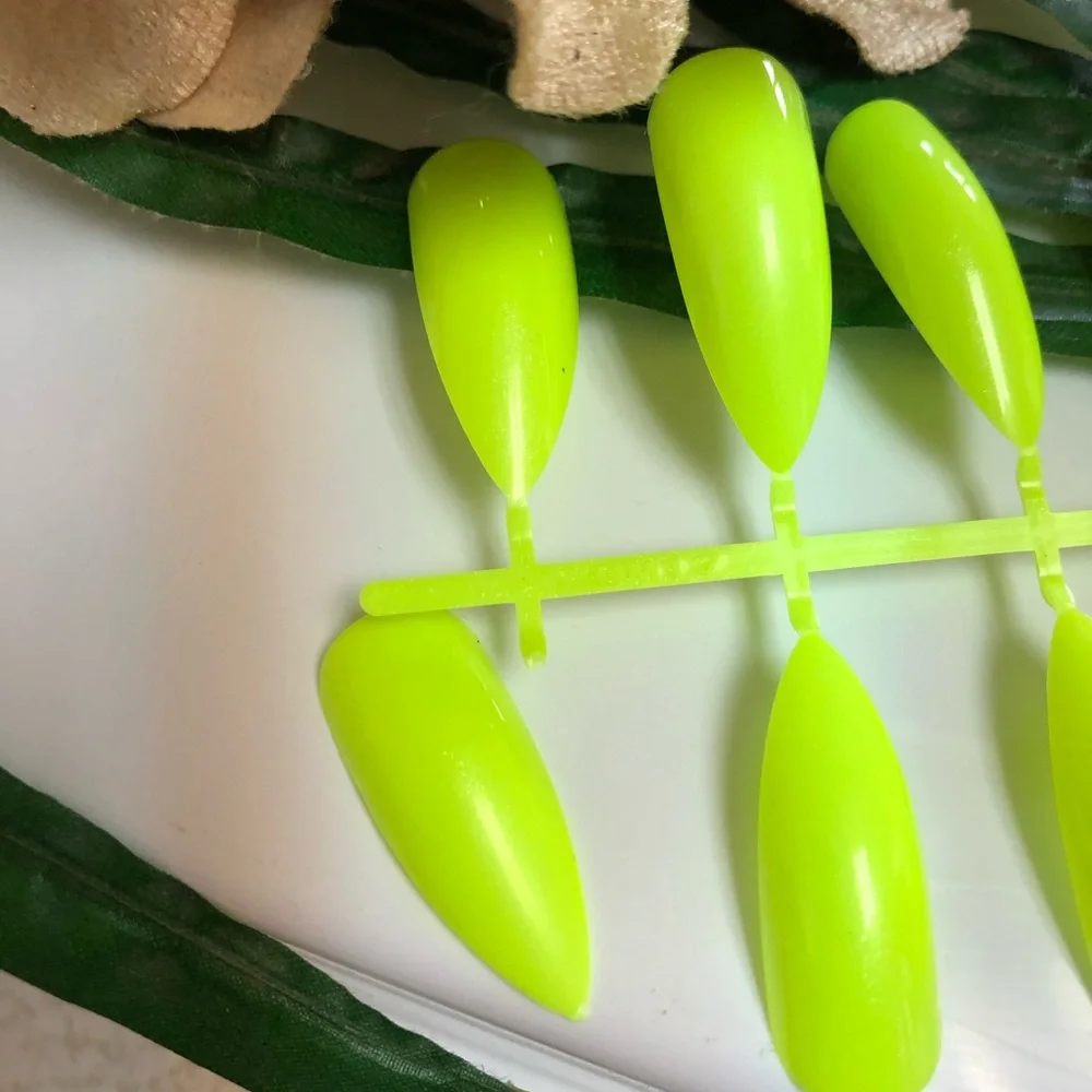 NAIL  super fashion artificial NEW